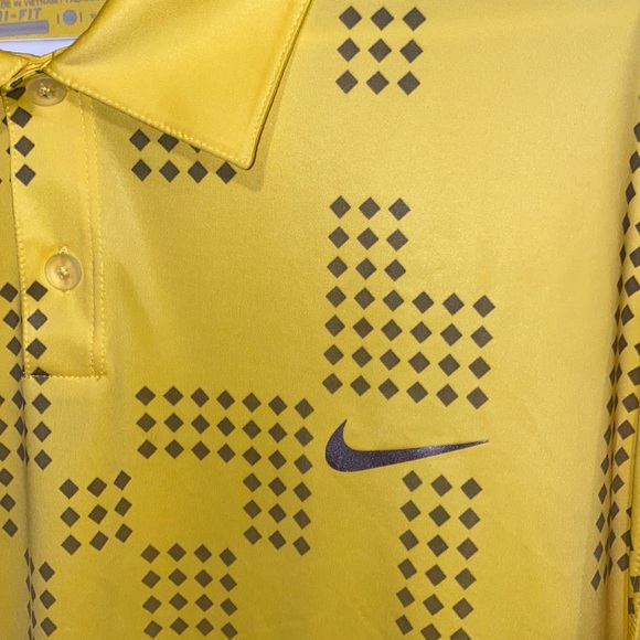 Mens Nike Golf Shirt - Picture 6 of 6
